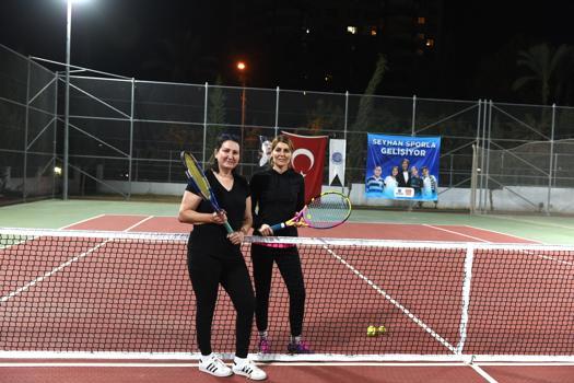 Seyhan’da Öğretmenler Günü'ne tenis turnuvası