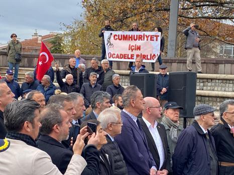 CHP'li Bağcıoğlu: FETÖ'cülerin verdiği zararın bedelini Atatürkçü askeri personel ödemiştir