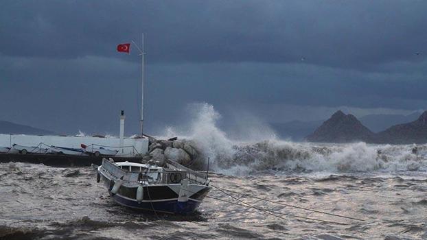 Bodrum’da feribot seferlerine 2 gün fırtına engeli