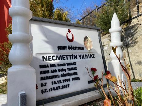 Necmettin öğretmensiz 8'inci Öğretmenler Günü