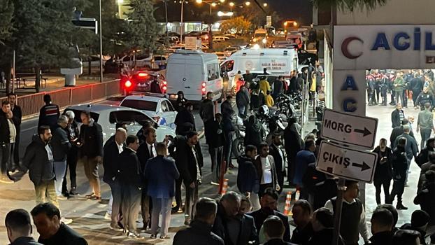 Bakan Kacır'ın konvoyunda kaza; MYP'li İl Başkanı öldü, 2'si polis 6 yaralı