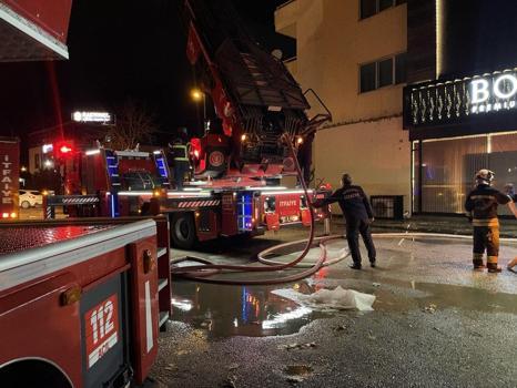 Gaziantep'te mobilya mağazasındaki yangın söndürüldü