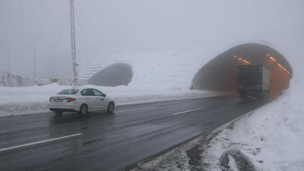 Bolu Dağı'nda kar durdu, ulaşım normale döndü