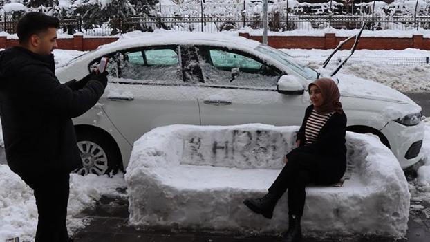 Kardan koltuk yaptı