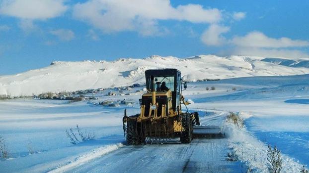 Van'da kardan kapanan 158 mahalle ve mezra yolu ulaşıma açıldı