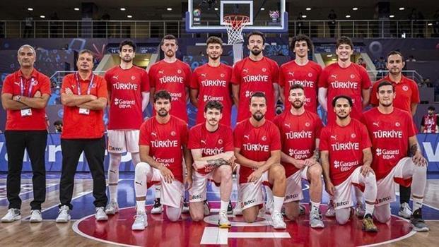 A Milli Erkek Basketbol Takımı'nın dünya sıralamasındaki yeri değişmedi