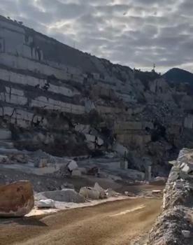 Balıkesir'de, kullanılmayan mermer ocağındaki göçük kamerada/ Ek fotoğraflar