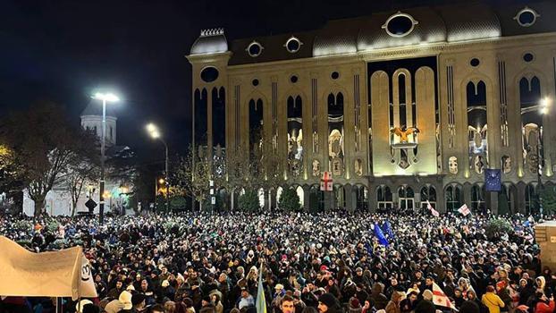 Gürcistan'da protestolar sürüyor