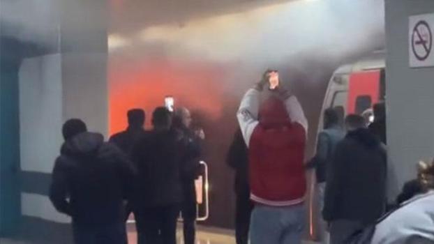 Ankara'da Batıkent metro istasyonunda yangın; o anlar kamerada