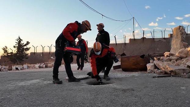 AFAD'dan Sednaya Hapishanesi'nde arama kurtarma çalışması