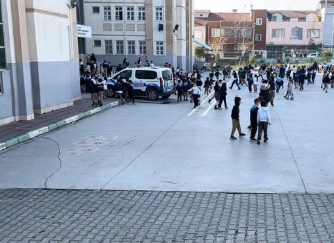 Yerli Malı Haftası etkinliğinde zehirlendikleri öne sürülen 13 öğrenci, hastaneye kaldırıldı