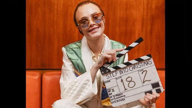 Cara Delevingne, 'Elton John' oldu