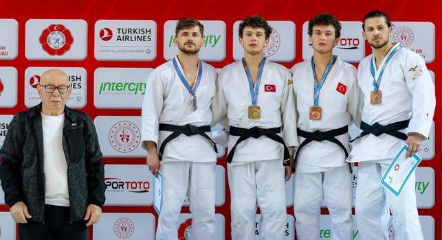 Palandöken Dağı'nda Judo Milli Takımı antrenman yaparken çığ düştü: 1'i ağır 4 yaralı (4)