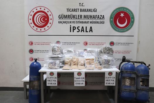 İpsala ve Esendere'de 493 kilo uyuşturucu ele geçirildi