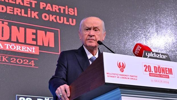 Bahçeli: İmralı ile sağlanacak görüşmeler sonucunda terör örgütünün lağvedildiği açıklanmalı