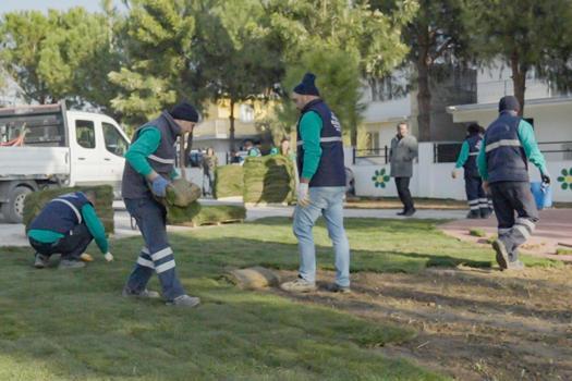 Efeler'de yeşil alanlarda bakım ve onarım çalışmaları sürüyor