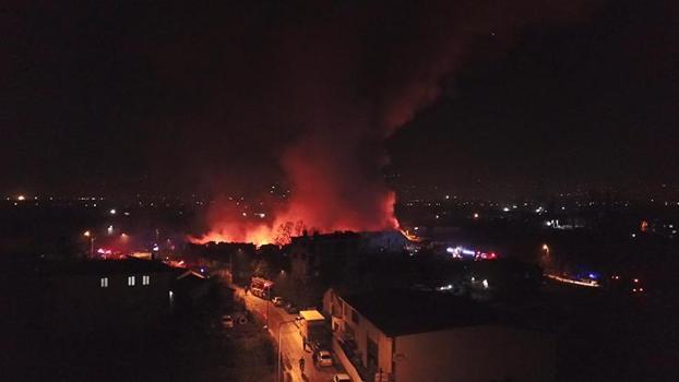 Bursa'da gıda deposunda yangın