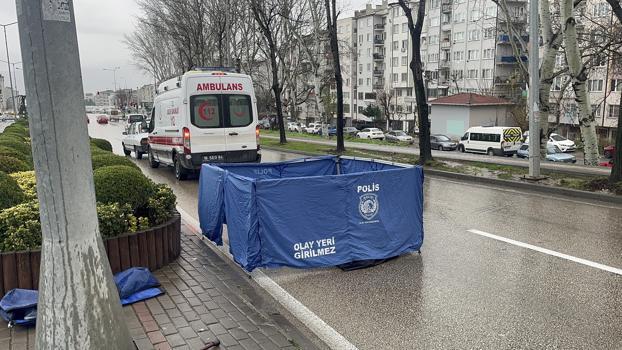 Bursa'da otomobilin çarptığı yaya öldü