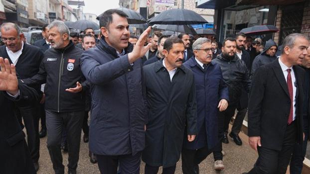 Bakan Kurum, Hatay'da TOKİ şantiyelerini inceledi