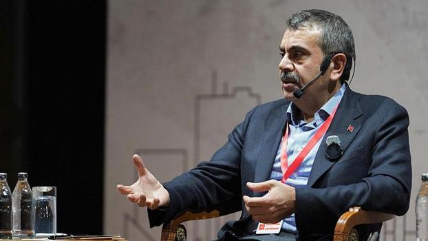 Bakan Tekin: Ezbere bilgiler üzerinden eğitim sistemimizi, öğretmenlerimizi eleştiriyorlar