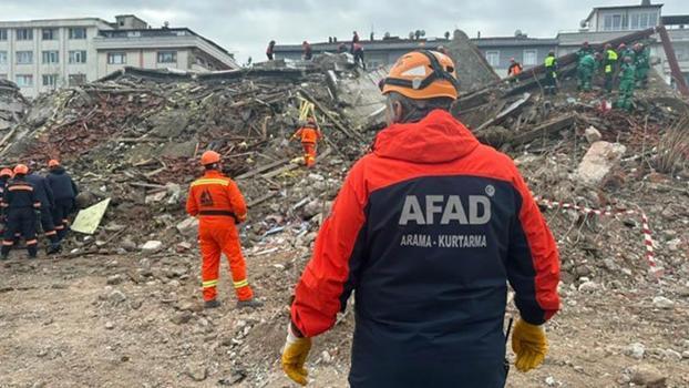 Yalova'da 350 kişilik arama- kurtarma ekibiyle deprem tatbikatı