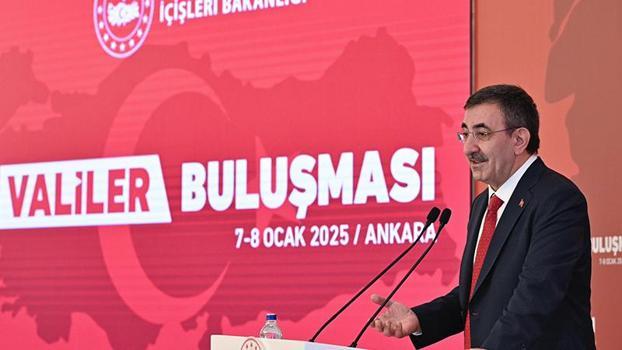 Cumhurbaşkanı Yardımcısı Yılmaz, 81 ilin valileri ile buluştu