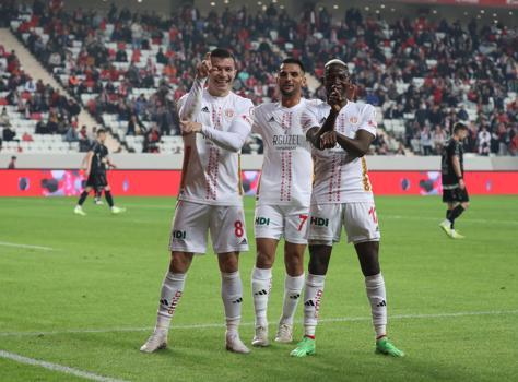 Antalyaspor kupaya galibiyetle başladı