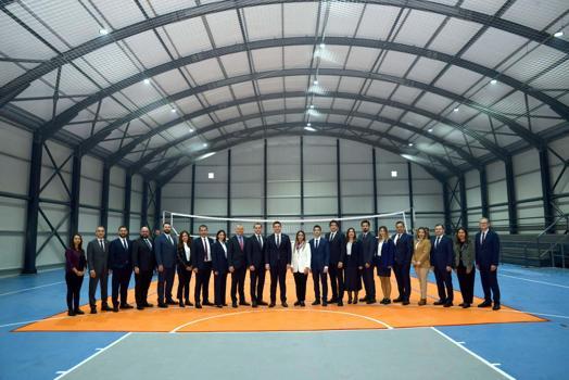 EGİAD Ortaokulu Spor Salonu tamamlandı