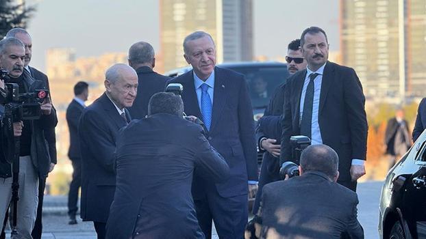 Cumhurbaşkanı Erdoğan, Bahçeli ile bir araya geldi