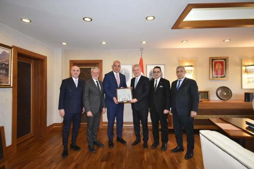 İZTO heyetinden 'Ankara' mesaisi
