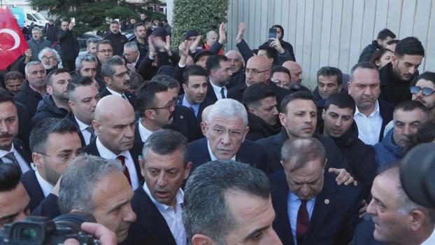 İstanbul - İYİ Parti Genel Başkanı Müsavat Dervişoğlu, Saraçhane'ye geldi - 1