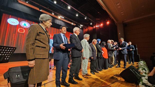 Huzurevinde kalanlardan ‘Aile Yılı’ için ses yarışması