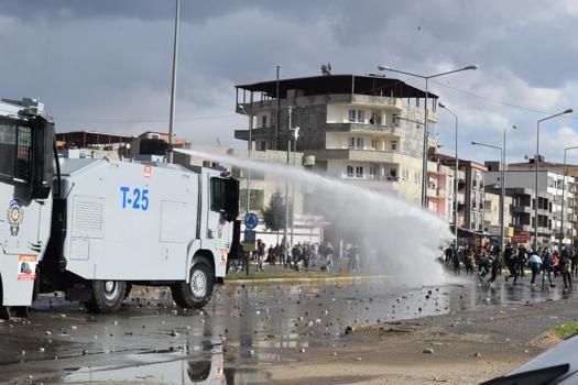 Batman ve Tunceli’de nevruz kutlandı (2)