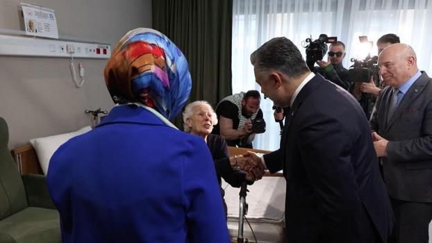 İstanbul - Bakan Göktaş, RTÜK tarafından düzenlenen 'Kalpten Kalbe Hep Birlikte' iftar programına katıldı
