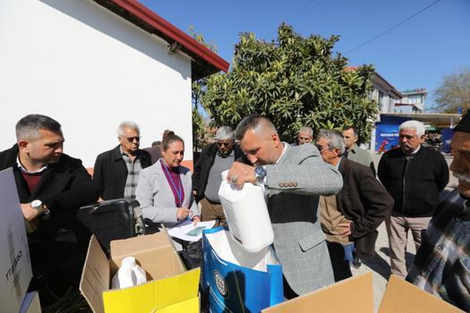Büyükşehir'den zarar gören üreticilere destek