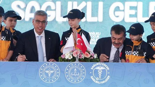 Sağlık Bakanlığı ve Milli Eğitim Bakanlığı arasında 'Sağlıklı Çocuk Sağlıklı Gelecek' işbirliği protokolü imzalandı