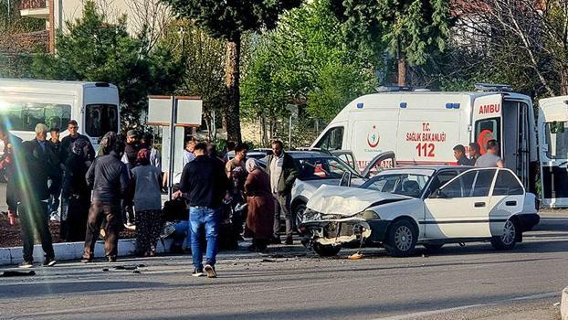 Kütahya’da trafik kazası; 7 yaralı