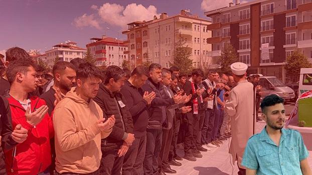 İşe giriş için fiziki test sırası beklerken kalp krizinden ölen İhsan, toprağa verildi