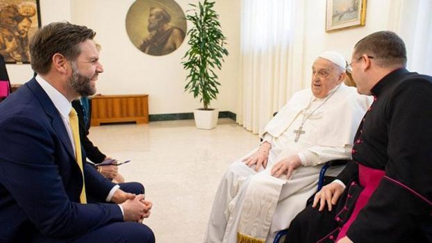 Papa Francis, ABD Başkan Yardımcısı Vance ile görüştü