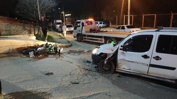 Kırıkkale'de hafif ticari araçla çarpışan motosiklet sürücüsü hayatını kaybetti