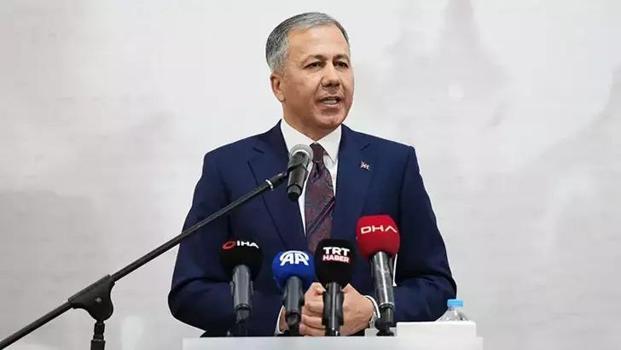 Bakan Yerlikaya: Kırmızı bültenle uluslararası seviyede aradığımız A.H., T.H.C. ve F.M. yurtdışında yakalandı