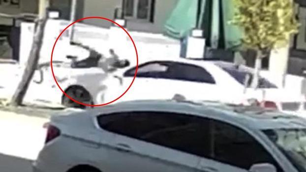 Bisikletli öğrenciye otomobilin çarptığı kaza kamerada