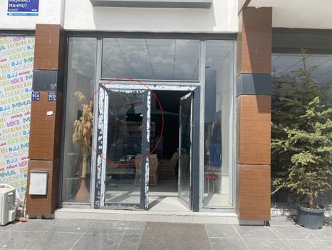 Usta öğreticiyi 'klima motoru gürültüsü' nedeniyle darbettiler