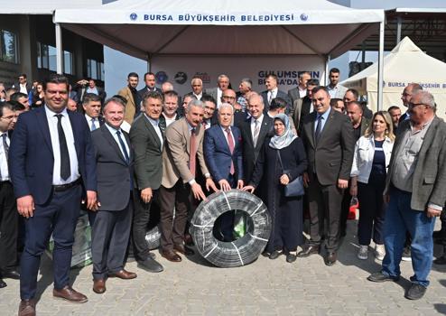 Bursa Büyükşehir Belediyesi 1500 çiftçiye 10 bin sulama borusu dağıttı