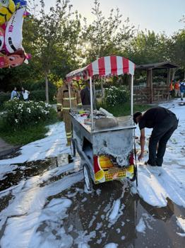 Şırnak’ta seyyar tezgahı alev alarak yandı