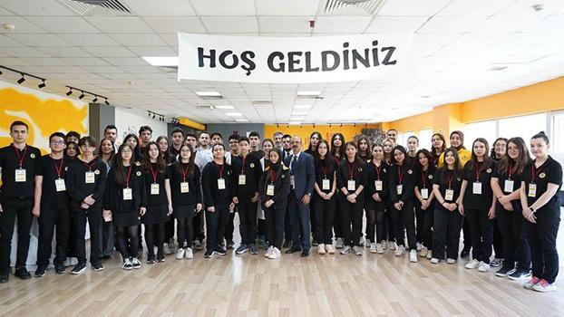 TÜBİTAK 4006 Bilim Fuarı sergisi Demirören Medya ve Teknoloji MTAL’de