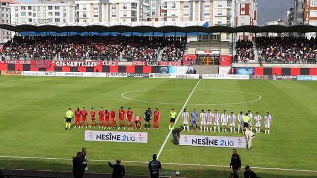 2’nci Lig Play-Off maçında Vanspor, 68 Aksarayspor ile 2-2 berabere kaldı