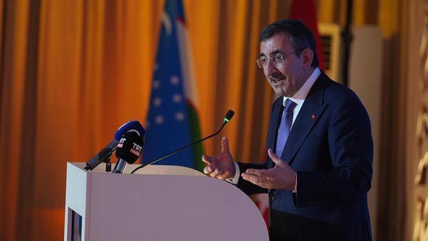 Cumhurbaşkanı Yardımcısı Yılmaz, Özbekistan’da iş insanlarıyla bir araya geldi