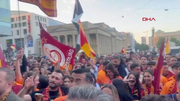 Galatasaray'ın şampiyonluğu yurt dışında da kutlanıyor