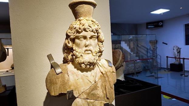 Zeus Helios-Serapis büstü, Bolu Müzesi’nde sergilenmeye başlandı